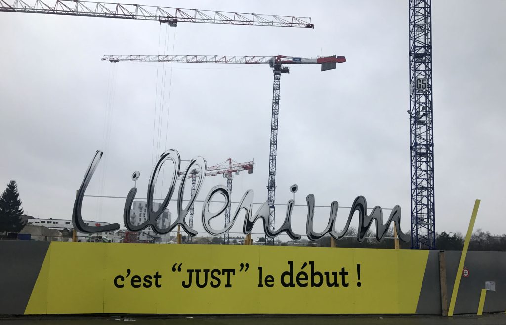 lillenium ecriture chrome enseigne