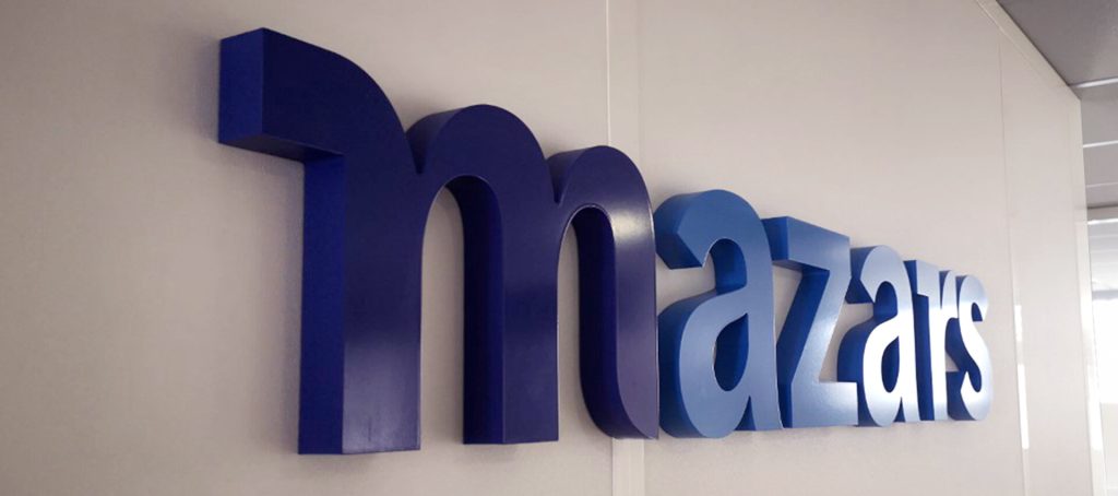 Mazars lettrage enseigne