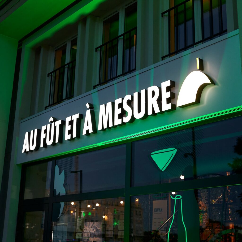 Enseigne et panneau publicitaire sur mesure à Lille, dans le 59